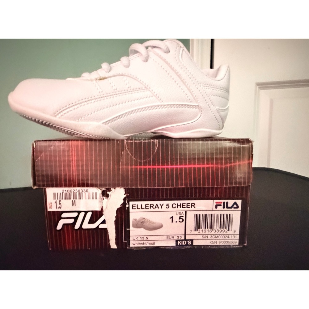 Fila Cheer Shoes Kids Size 1.5 White Elleray 5 Cheer 3CM00024-101 Lightweight